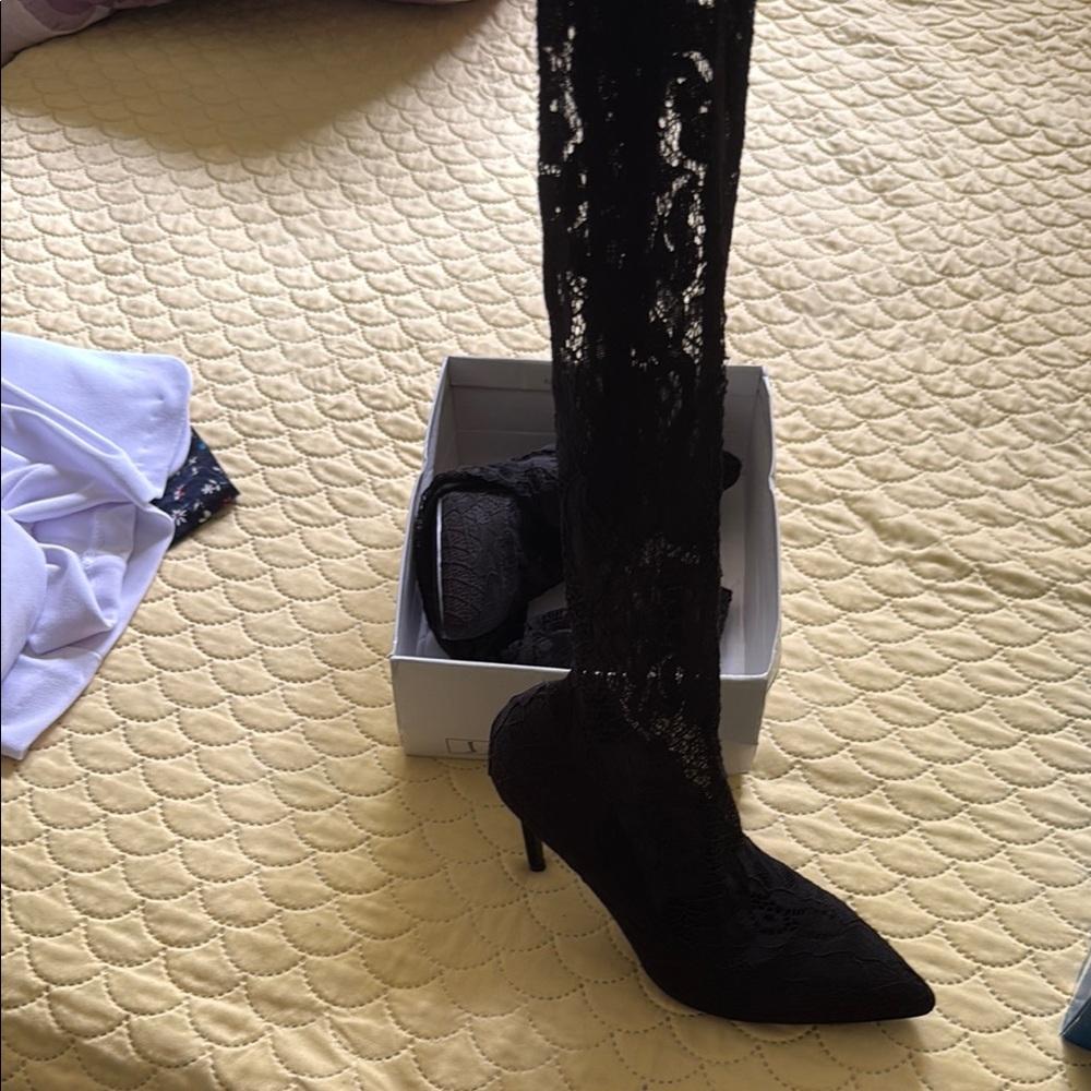 Elegant Black Lace Stiletto Boots